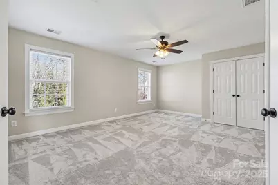9529 Numenore Drive, Charlotte, NC 28269 - Photo 18
