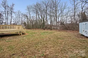 2464 Puetts Chapel Rd, Bessemer City, NC 28016 - Photo 28