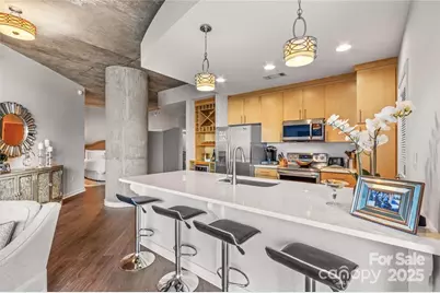 210 N Church Street #2613, Charlotte, NC 28202 - Photo 6