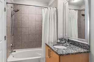 210 N Church St, Charlotte, NC 28202 - Photo 20