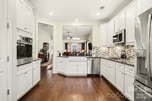 8407 Festival Wy, Charlotte, NC 28215 - Photo 16