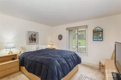 1 Westridge Court #Unit B, Hendersonville, NC 28791 - Photo 16