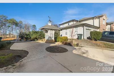 7325 Michaels Landing Drive, Charlotte, NC 28262 - Photo 20
