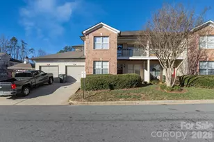 7325 Michaels Landing Dr, Charlotte, NC 28262 - Photo 1