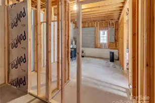 719 Pinewood Dr, Waynesville, NC 28786 - Photo 22