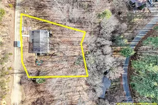 719 Pinewood Dr, Waynesville, NC 28786 - Photo 4