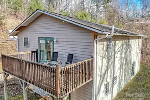 719 Pinewood Dr, Waynesville, NC 28786 - Photo 26