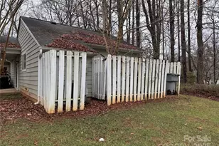 819 Sardis Cove Dr, Charlotte, NC 28270 - Photo 24