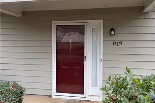 819 Sardis Cove Dr, Charlotte, NC 28270 - Photo 2