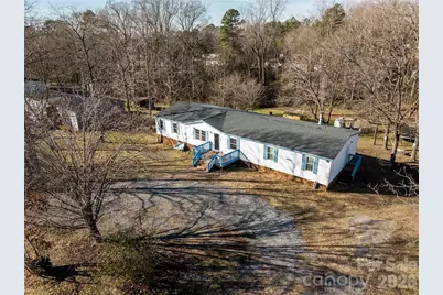 675 Hares Way Way, Lincolnton, NC 28092 - Photo 1