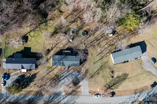 675 Hares Way Way, Lincolnton, NC 28092 - Photo 2