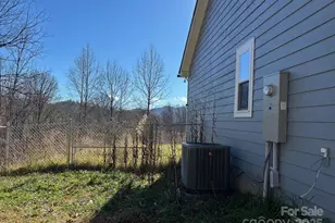 170 Starry Night Ln, Marshall, NC 28753 - Photo 4