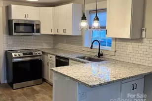 805 Marve St, Gastonia, NC 28052 - Photo 2