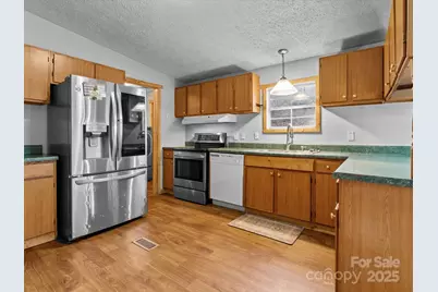 205 Kirk Way, Candler, NC 28715 - Photo 6