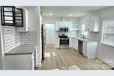 2524 Pickway Drive, Charlotte, NC 28269 - Photo 4