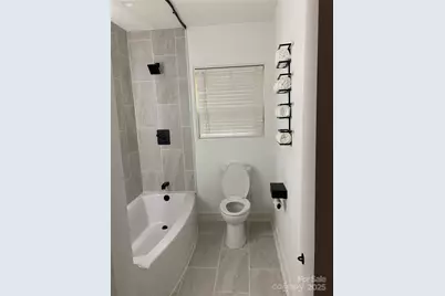 2524 Pickway Drive, Charlotte, NC 28269 - Photo 10