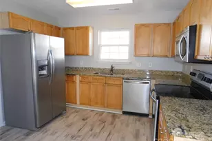 1119 Hannah Rae Ct, Charlotte, NC 28214 - Photo 2