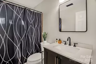 9924 Liberty Bell Ct, Charlotte, NC 28269 - Photo 12