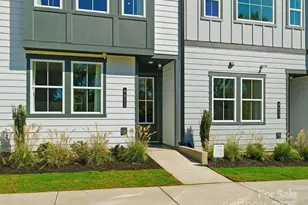 3009 Circles End, Charlotte, NC 28226 - Photo 2