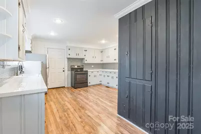 107 Hampton Street, Chester, SC 29706 - Photo 10