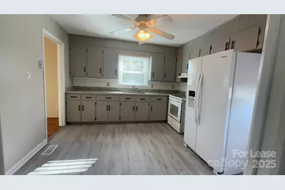 715 Tom Hunter Road, Charlotte, NC 28213 - Photo 8