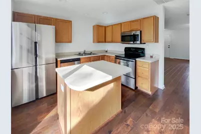 10840 Holly Ridge Boulevard, Charlotte, NC 28216 - Photo 2