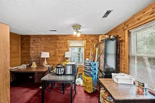 1936 Lakedell Dr, Charlotte, NC 28215 - Photo 12