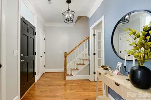 3309 Dairy Farm Ln, Charlotte, NC 28209 - Photo 4