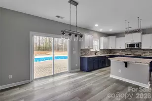 2507 Hamlet Ct, Matthews, NC 28105 - Photo 14