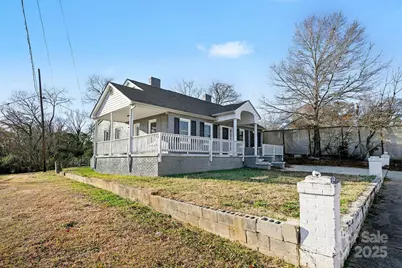 406 S Catawba Street, Lancaster, SC 29720 - Photo 2
