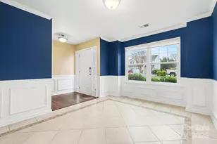 7625 Nicolette Ct, Charlotte, NC 28215 - Photo 6