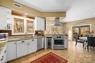 571 Terrys Gap Rd, Fletcher, NC 28732 - Photo 6