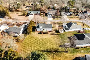 3485 Overbrook Dr, Conover, NC 28613 - Photo 2