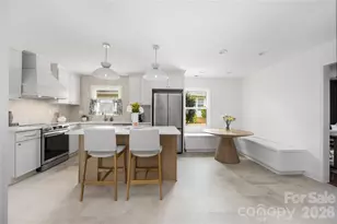 6040 Coatbridge Ln, Charlotte, NC 28212 - Photo 2