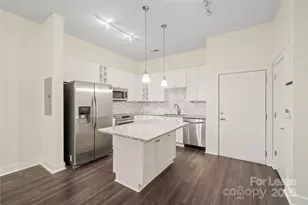 716 N Davidson St, Charlotte, NC 28202 - Photo 4