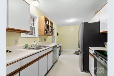 15 Gun Flint Trail, Fletcher, NC 28732 - Photo 10