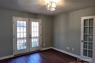 5206 Dunrobin Ln, Charlotte, NC 28226 - Photo 12