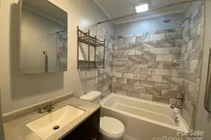 622 S Carolina Ave, Statesville, NC 28677 - Photo 34