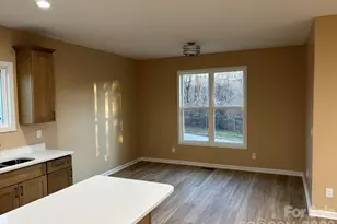 98 Brooklyn Rd, Asheville, NC 28803 - Photo 14