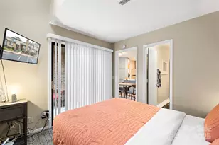 8039 Charter Oak Ln, Charlotte, NC 28226 - Photo 12