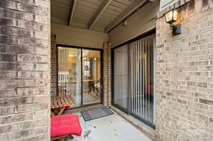 8039 Charter Oak Ln, Charlotte, NC 28226 - Photo 20