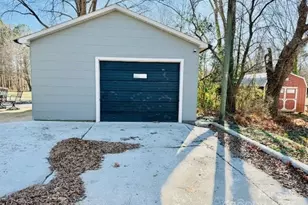 3531 Icard Rhodhiss Rd, Connelly Springs, NC 28612 - Photo 4