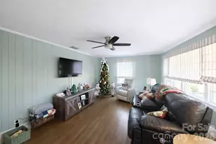 3531 Icard Rhodhiss Rd, Connelly Springs, NC 28612 - Photo 4