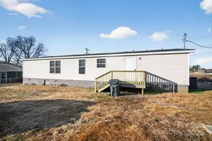 104 Gardner Dr, Gaston, NC 27832 - Photo 2