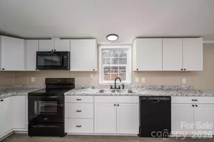 105 Lansdale Ave, Lincolnton, NC 28092 - Photo 10