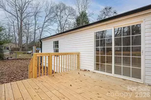 105 Lansdale Ave, Lincolnton, NC 28092 - Photo 38