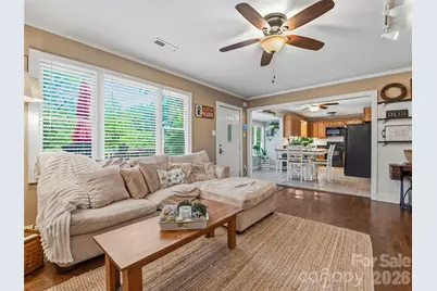 416 S Cherokee Avenue, Black Mountain, NC 28711 - Photo 10