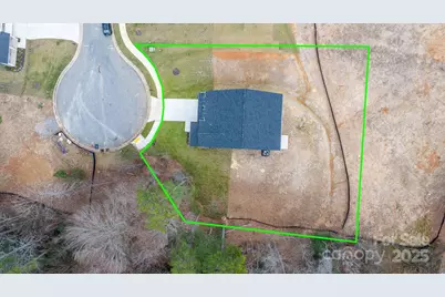 3884 12th Street NE, Hickory, NC 28601 - Photo 32