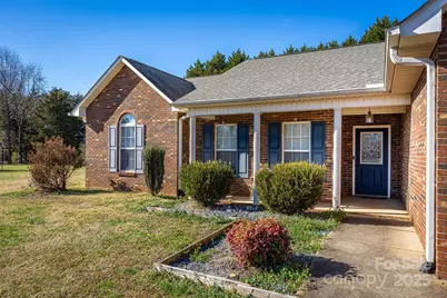 5045 Stetson Lane, Claremont, NC 28610 - Photo 6