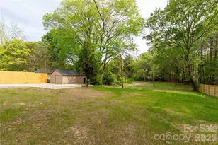 2425 Kershaw Camden Hwy, Lancaster, SC 29720 - Photo 30